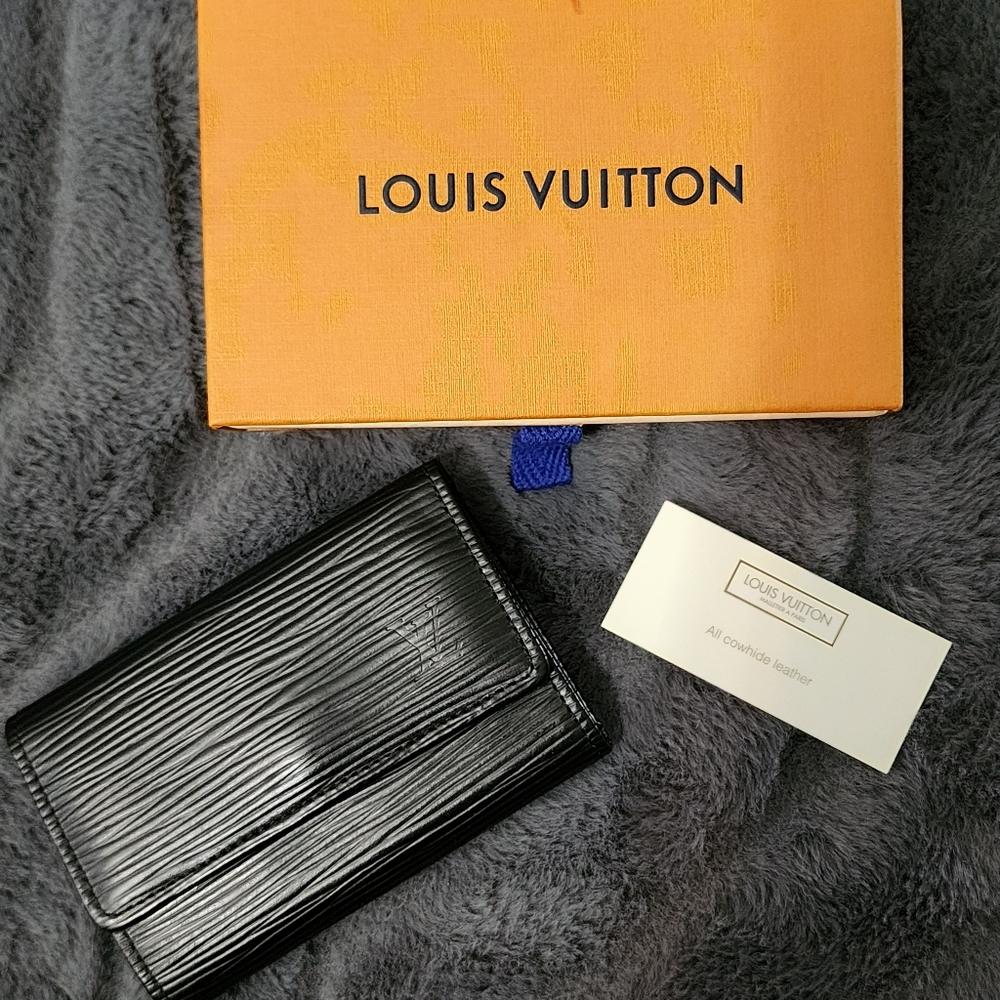 Louis Vuitton Black Epi 6 Key Holder / Key Case